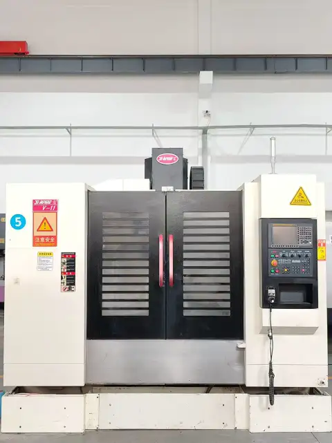 Centro de mecanizado JiRFINE V 11 usado con control FANUC Plus en venta