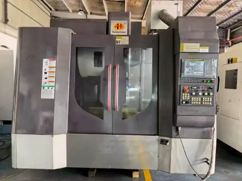 Centro de mecanizado vertical Hengxu 850 usado con FANUC 0i-MF Plus