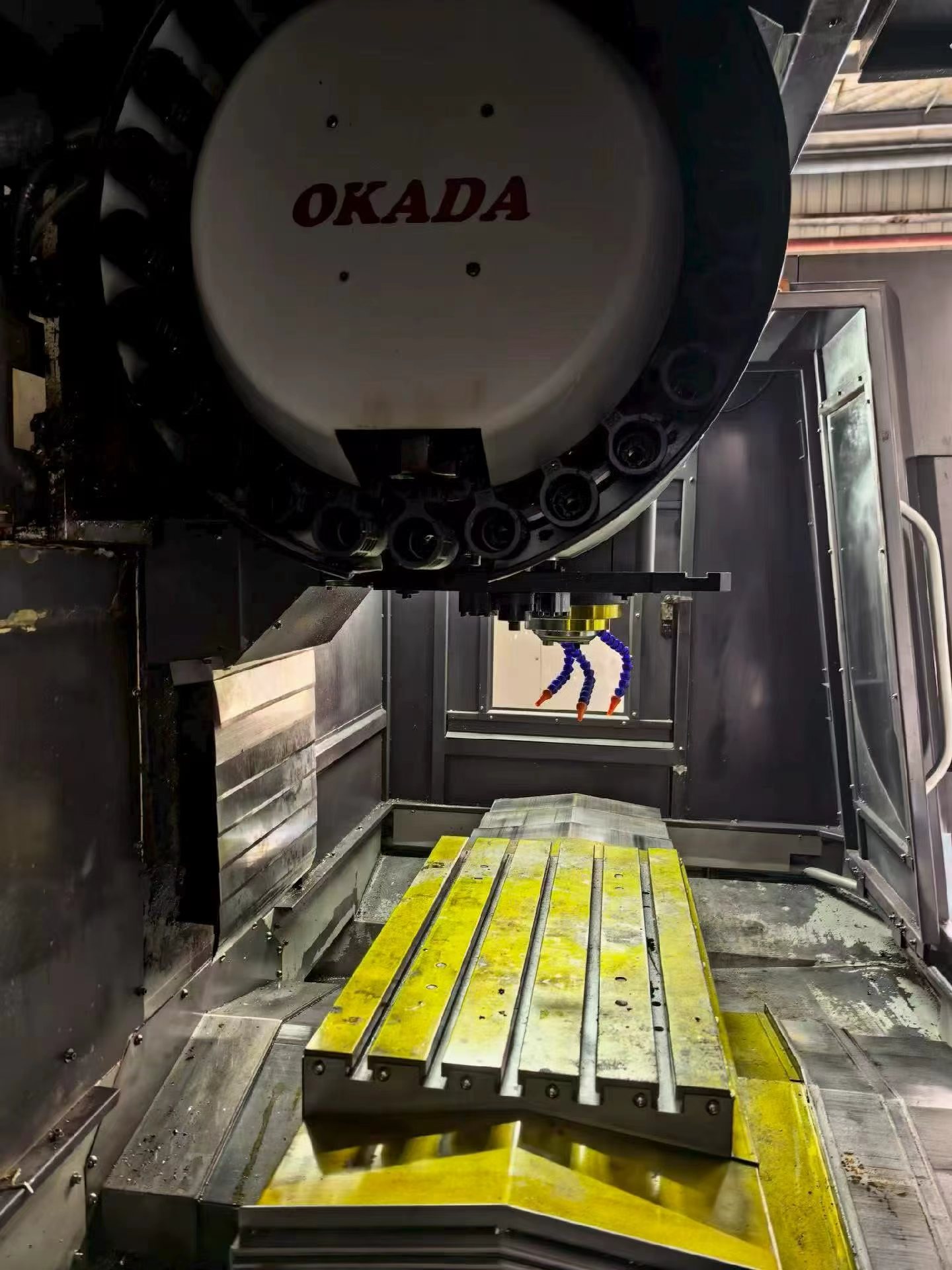 Used Hengxu 850 Vertical Machining Center with FANUC 0i-MF Plus photo 9