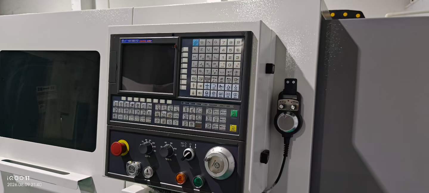 High-quality 5085 CNC lathe with 3-stage gear + servo spindle and GSK 980 TDi photo 5