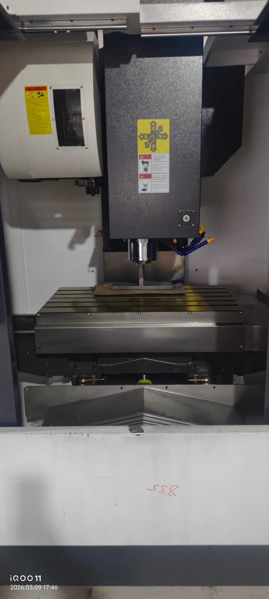 Brand New Unused Heavy-Duty 855 Vertical Machining Center with Mitsubishi M 80 photo 2