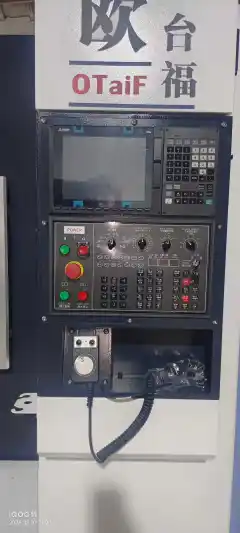 Brand New Unused Heavy-Duty 855 Vertical Machining Center with Mitsubishi M 80 photo 5