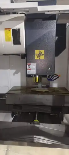 VMC 1160 Vertical Machining Center with Mitsubishi M 80 photo 2
