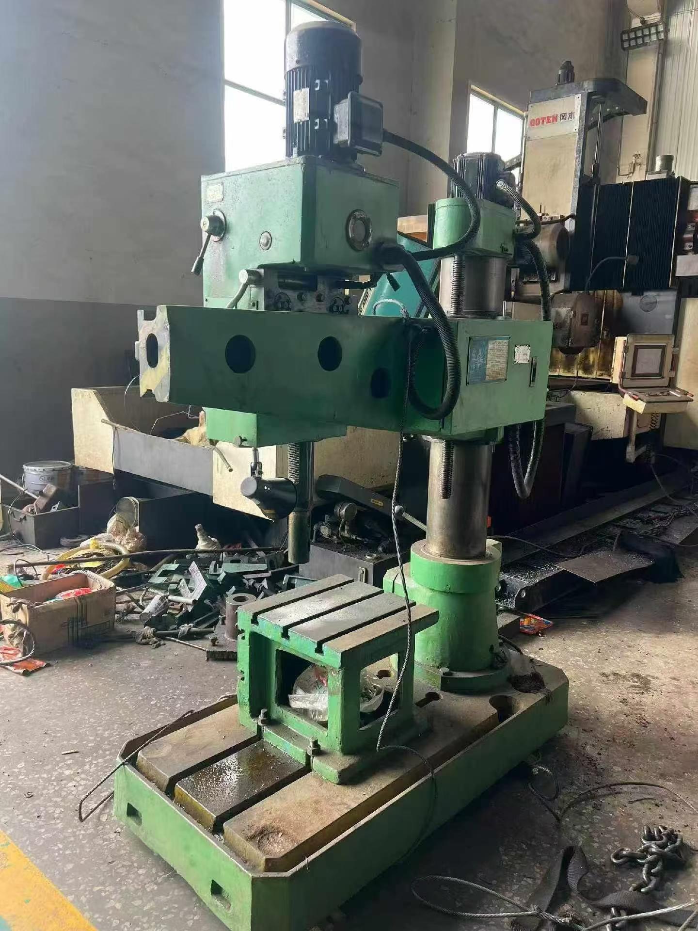 Used Shenyang Zhongjie Z 3032 x 8/1 Radial Drilling Machine photo 3