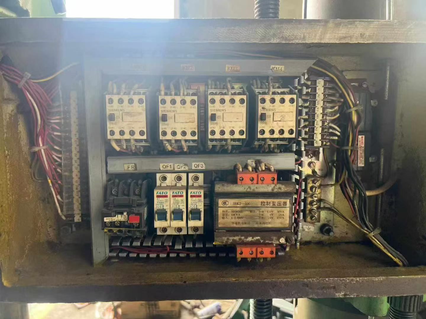 Used Shenyang Zhongjie Z 3032 x 8/1 Radial Drilling Machine photo 5