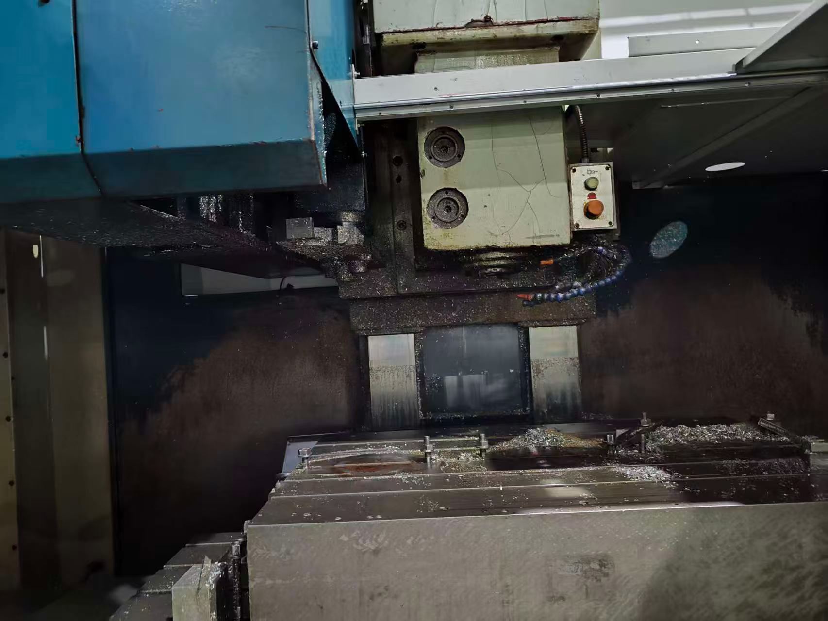 Used Changzheng 718 Large Vertical Machining Center with Siemens photo 5