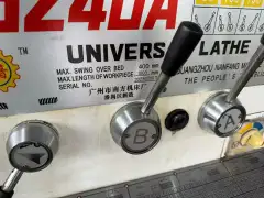 Used Guangzhou 6240 Lathe photo 5