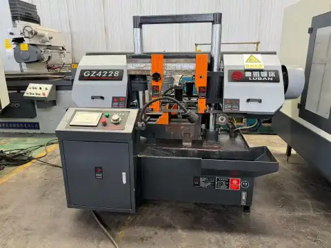 Kullanılmış CNC Testere Makinesi 4228