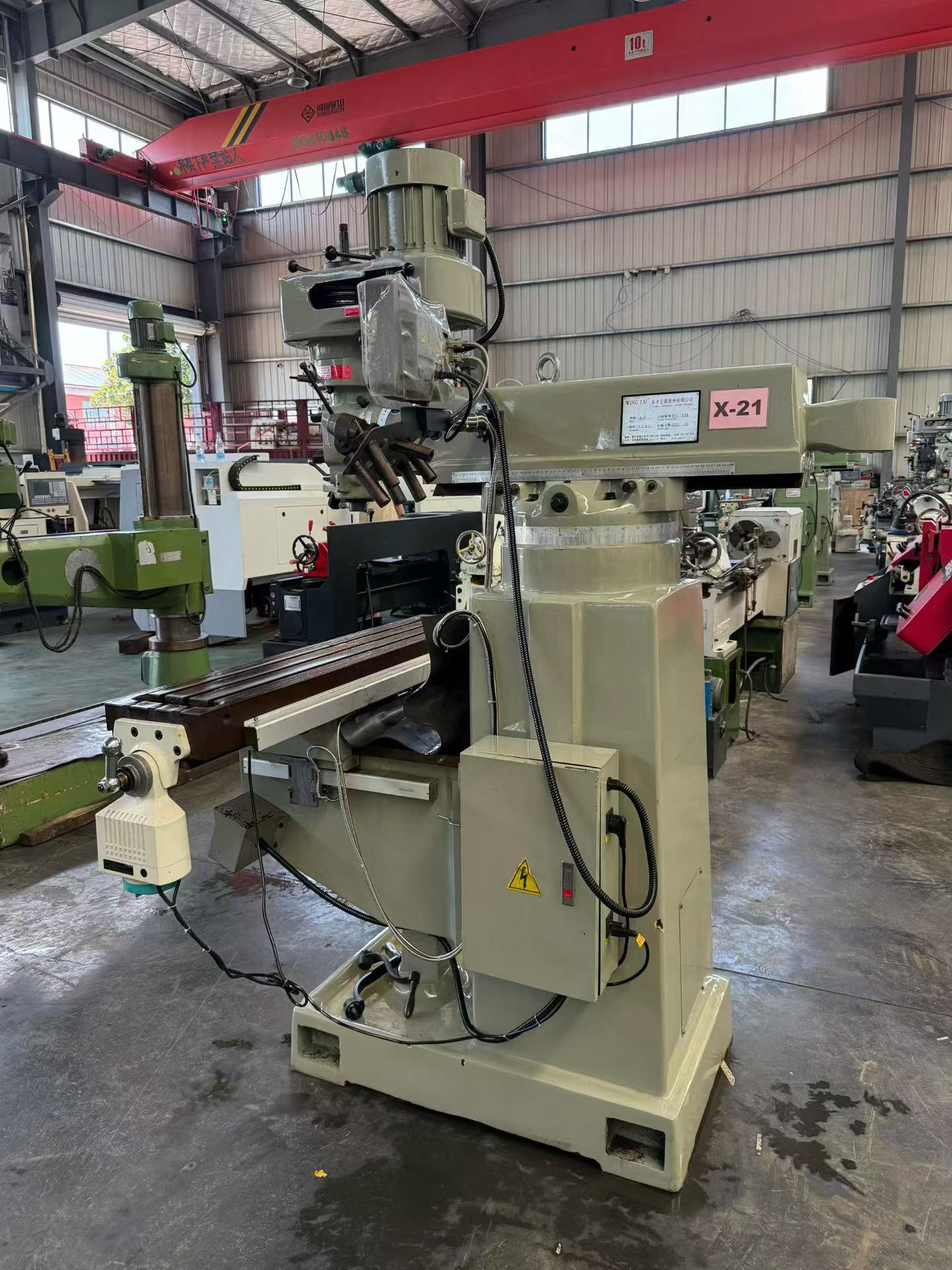 Used WING TAI No. 4 Conventional Milling Machine photo 5