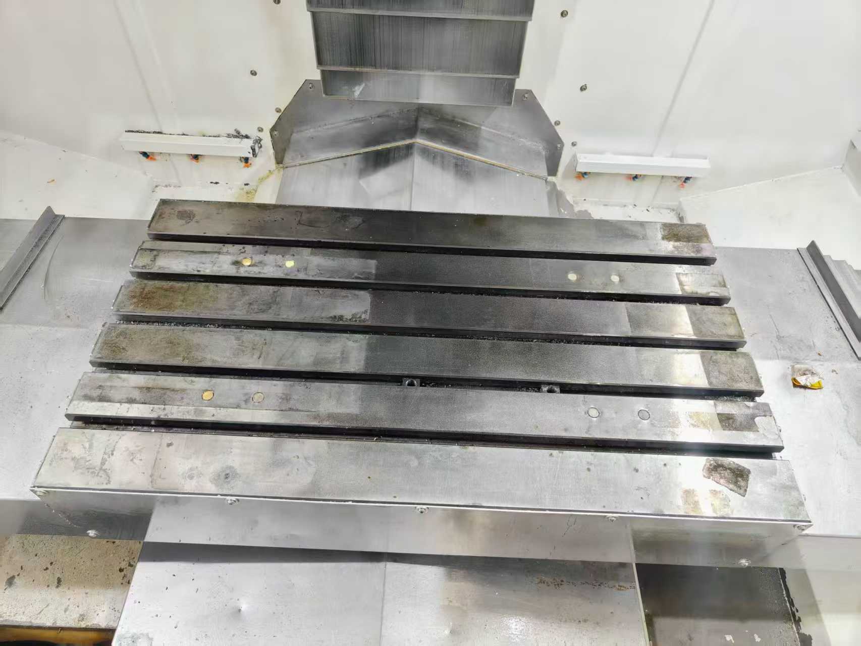 2023 Houdao VF-85 Heavy-Duty Machining Center with Mitsubishi M 80 (Two Units) photo 6