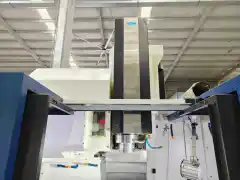 Used YCM NXV-1020 AM Machining Center with FANUC MXP-200 FB+ photo 4