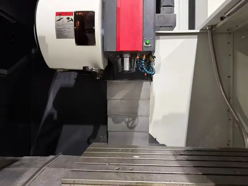 Used Zhiyuan 1060 L Vertical Machining Center photo 1