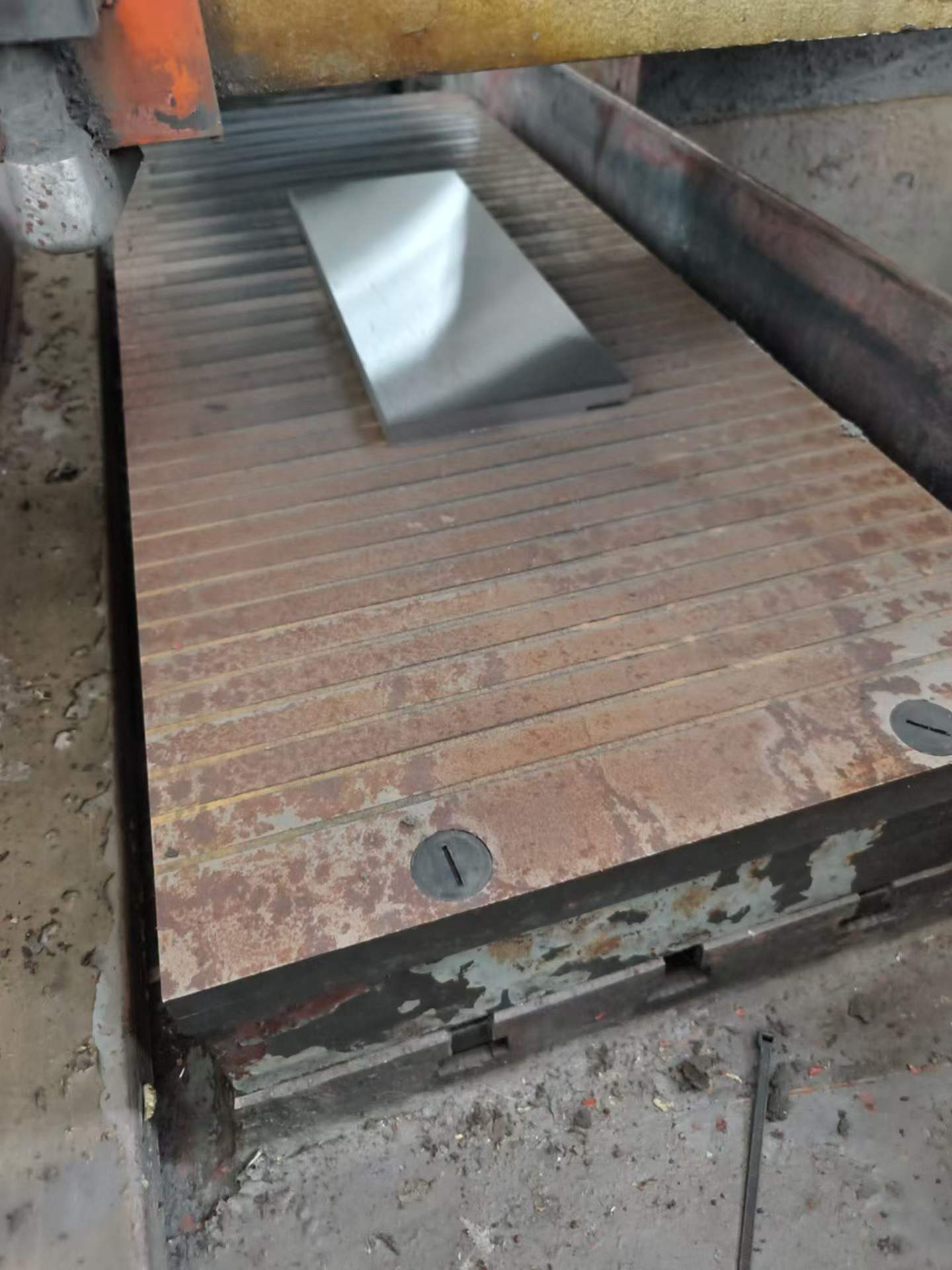 Used Guibei 7140/1 m Surface Grinder photo 2
