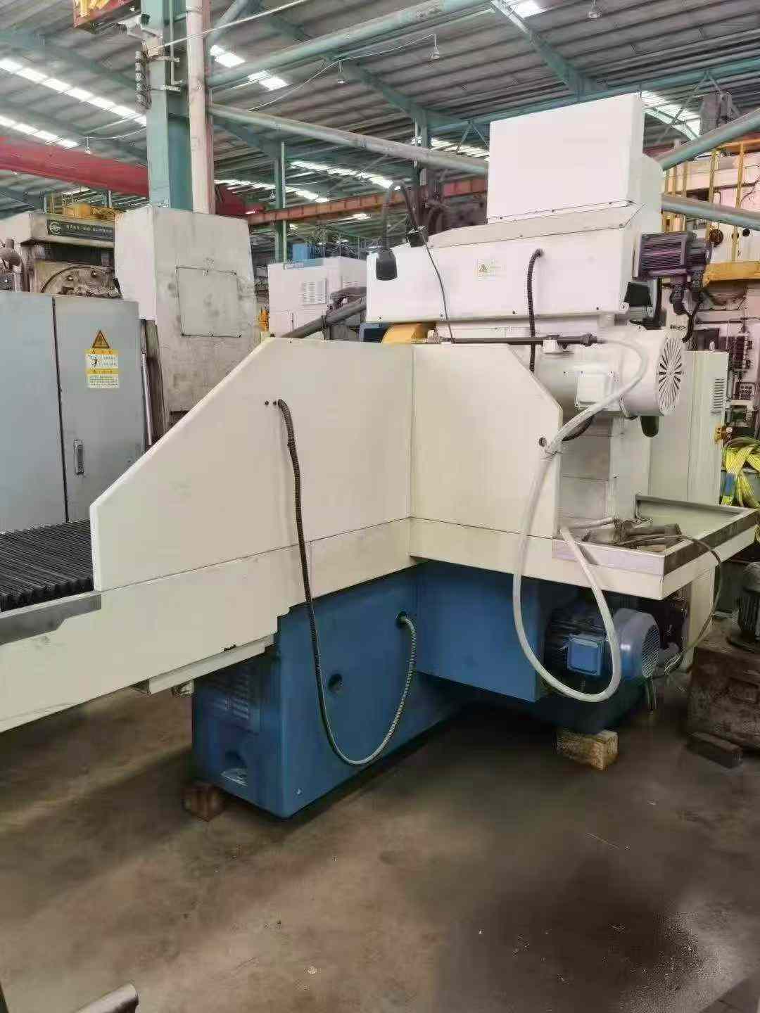 Used Hangzhou Machine Tool Works M 7140 H/2 Ck Program-Controlled Surface Grinder photo 4