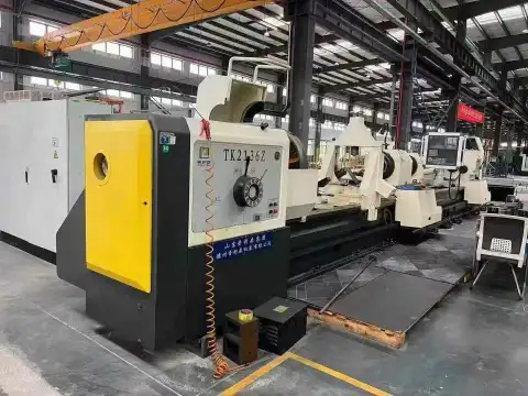 آلة CNC للحفر العميق والتجويف TK 2136 ZX 3 – مركّبة ولم تُستخدم أبدًا