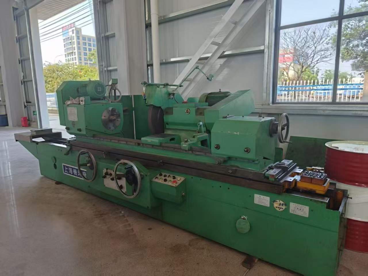 Used Shanghai 1350/1.5 m Cylindrical Grinding Machine