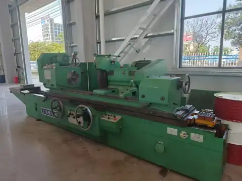 Used Shanghai 1350/1.5 m Cylindrical Grinding Machine