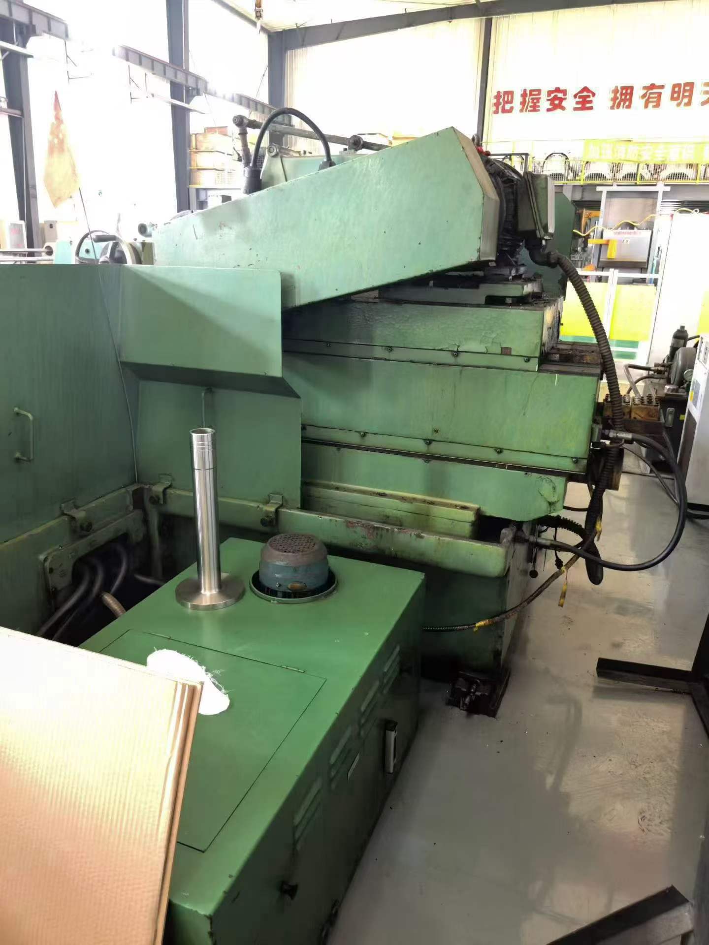 Used Shanghai H 147 4 m Cylindrical Grinding Machine and 1363 4 m Grinding Machine photo 2