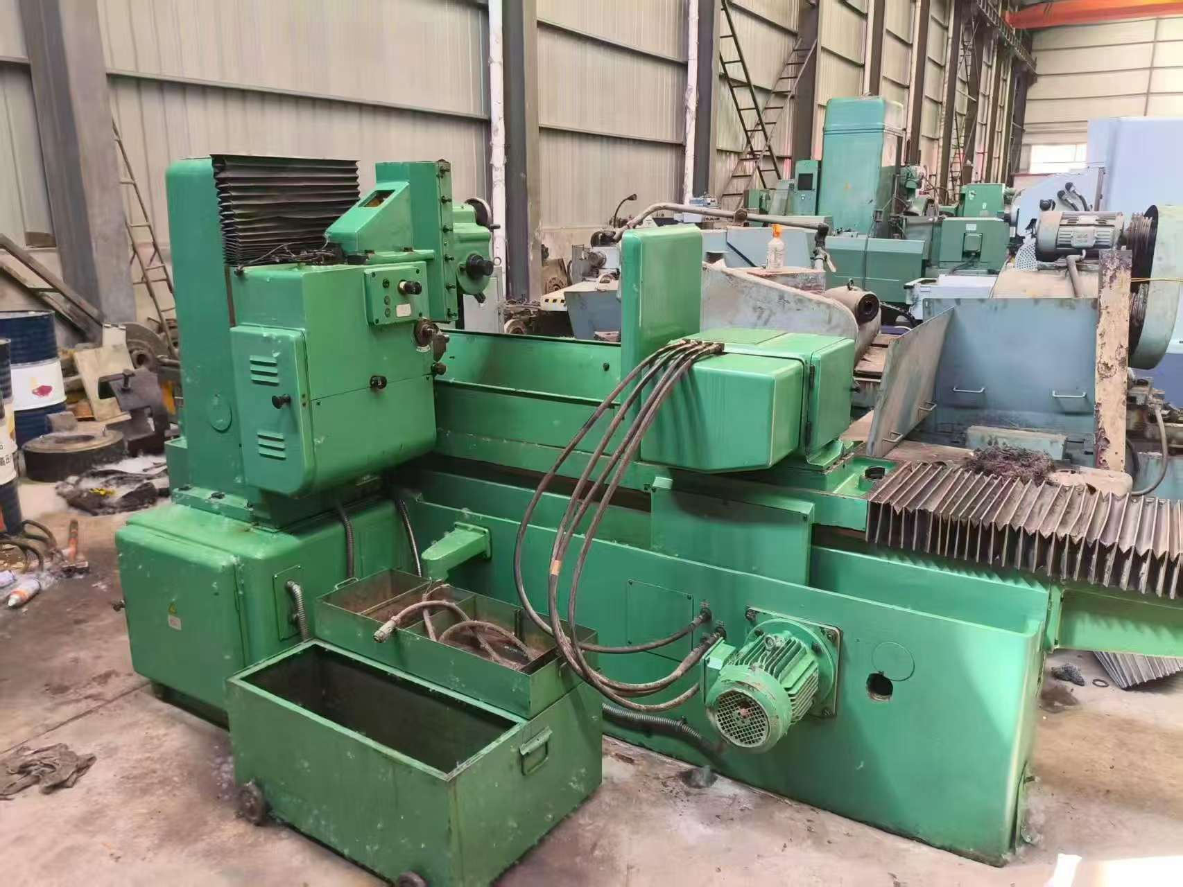 Used Shanghai M 8612 A/1 m Spline Shaft Grinder photo 3