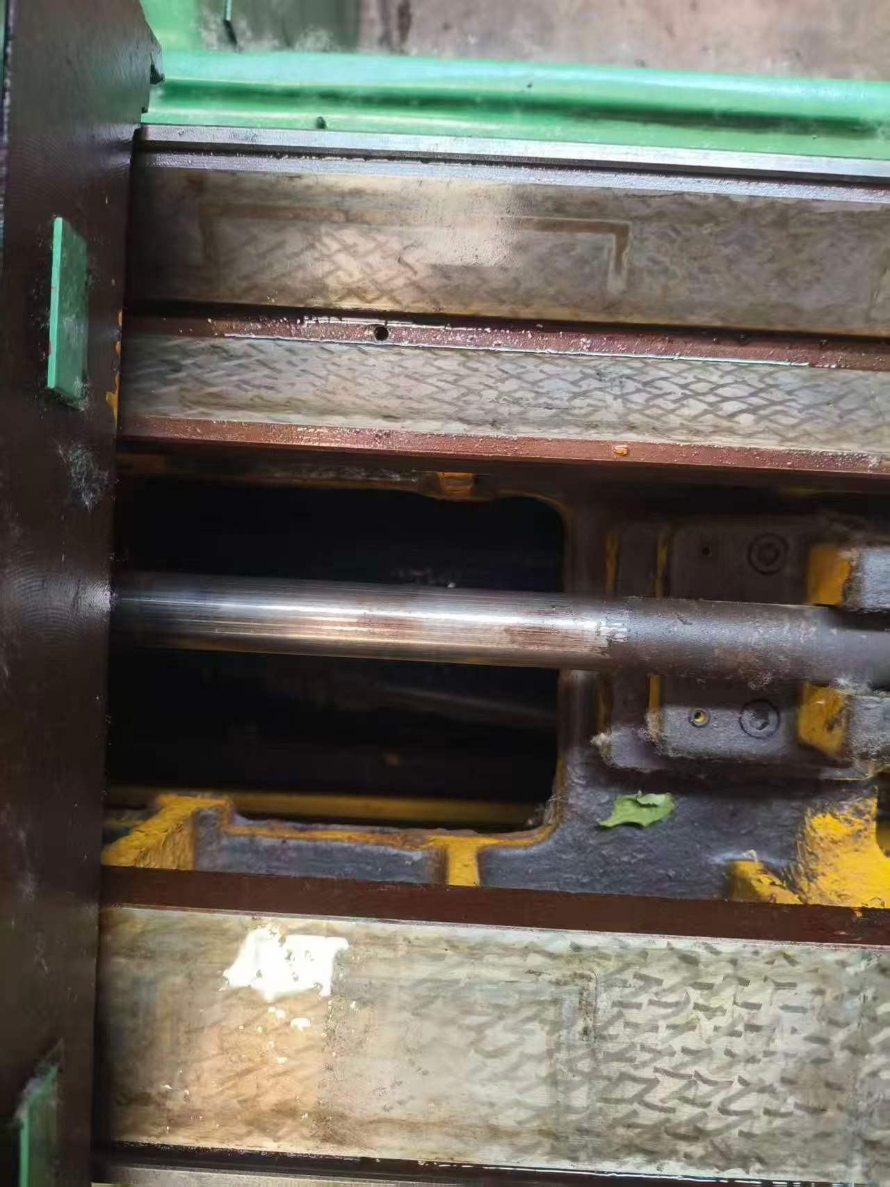 Used Shanghai M 8612 A/1 m Spline Shaft Grinder photo 4