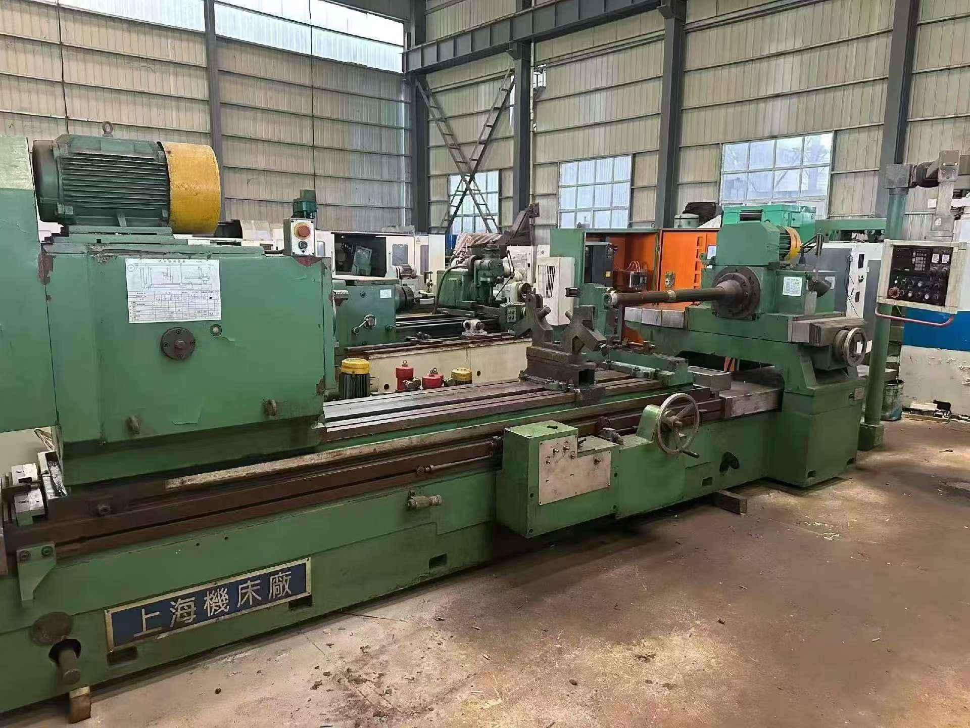 Used Shanghai 124 Deep Hole Internal Grinder photo 4