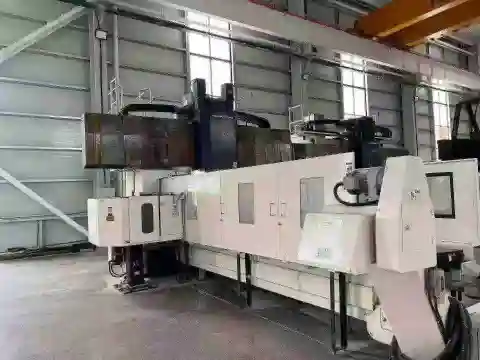 مركز تصنيع قنطري عالي السرعة Toshiba MPF 2130 مستعمل