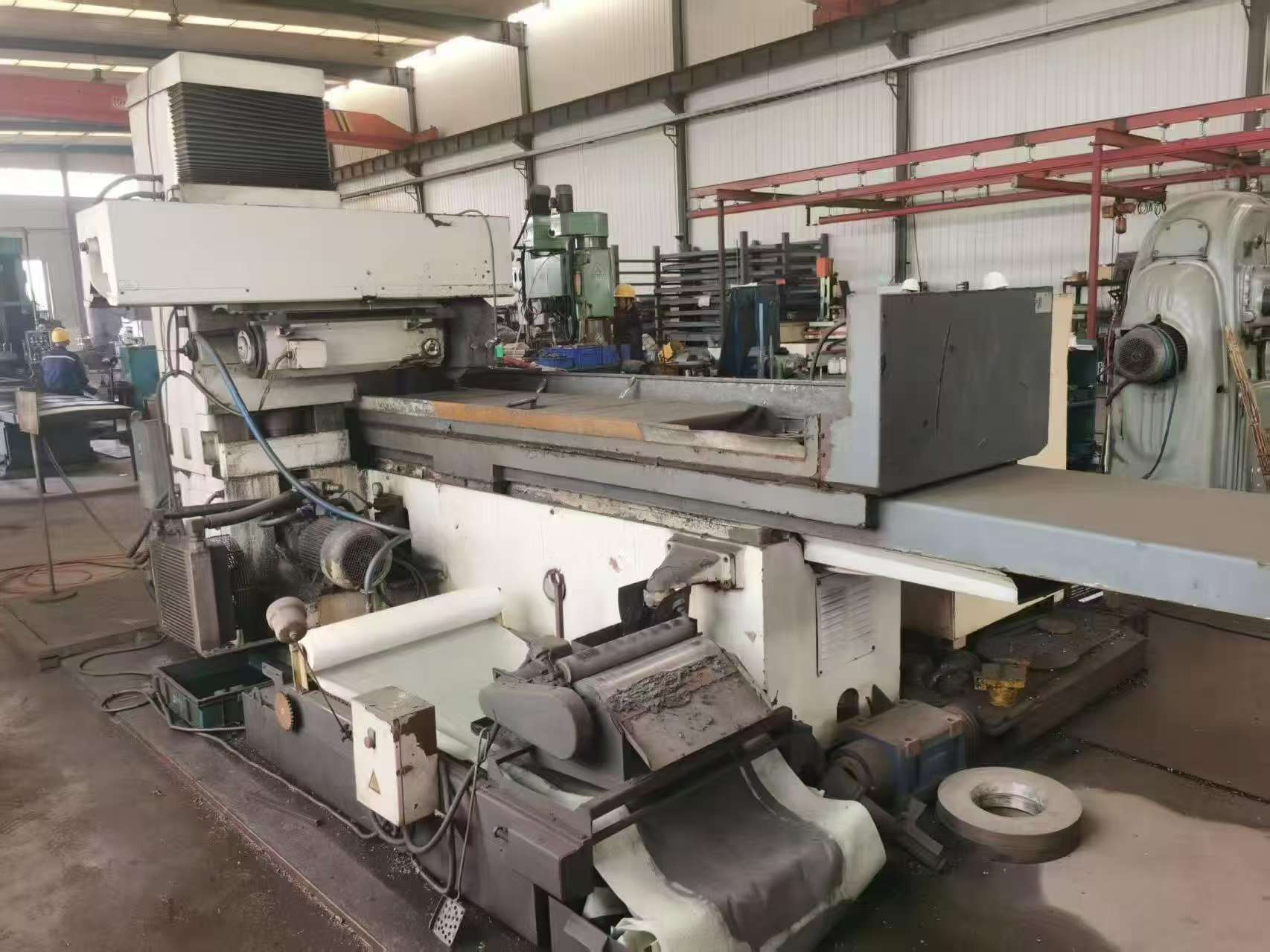 Used Weihai Huadong 7163 Surface Grinder with 2.2 m Table (2010)