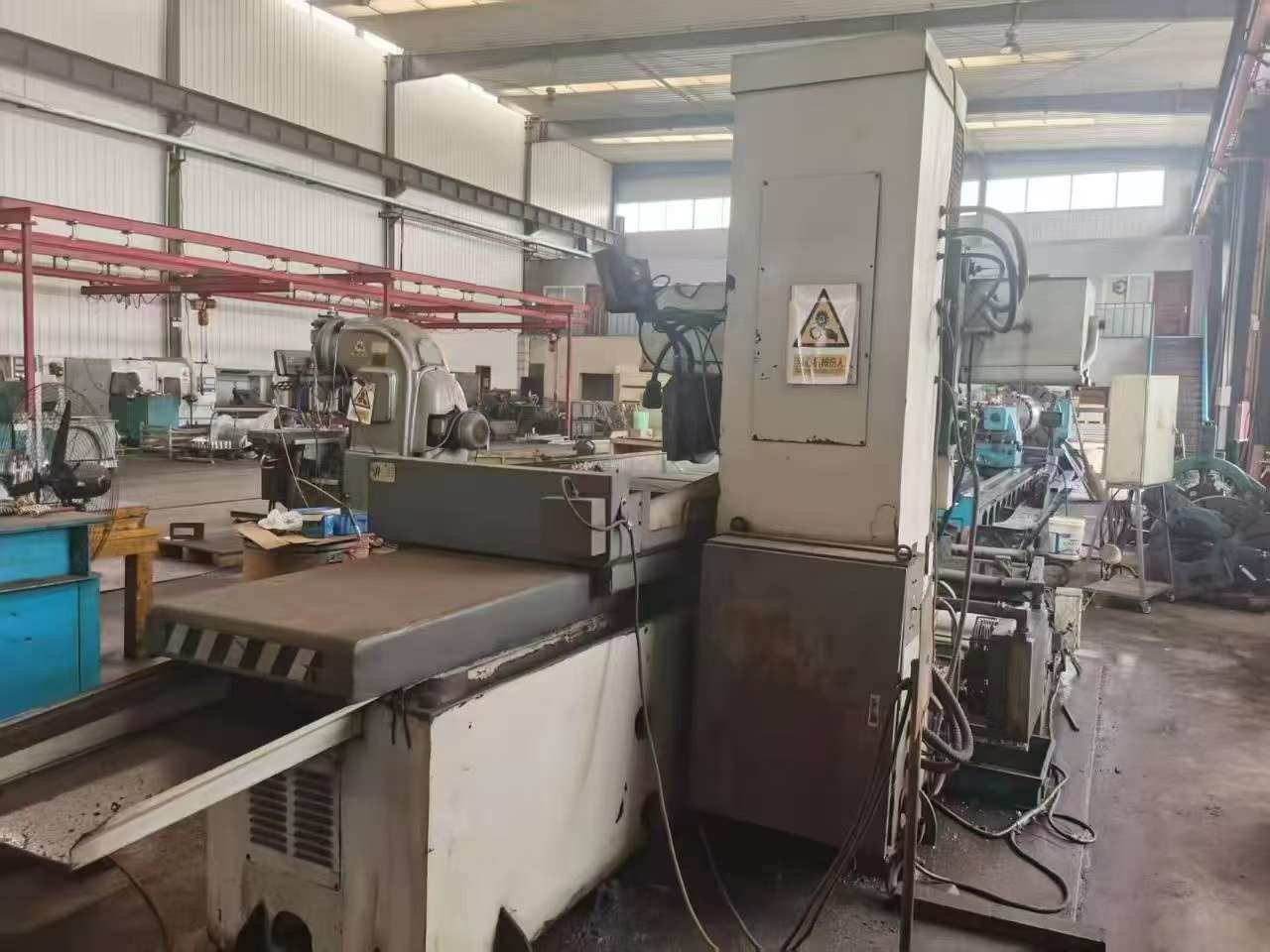 Used Weihai Huadong 7163 Surface Grinder with 2.2 m Table (2010) photo 2