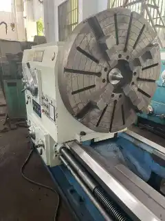 Xinghuo 61125 Conventional Lathe, 3 m Center Distance, Almost Unused photo 2