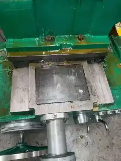Used Xinghuo 61125/8 m Lathe photo 3