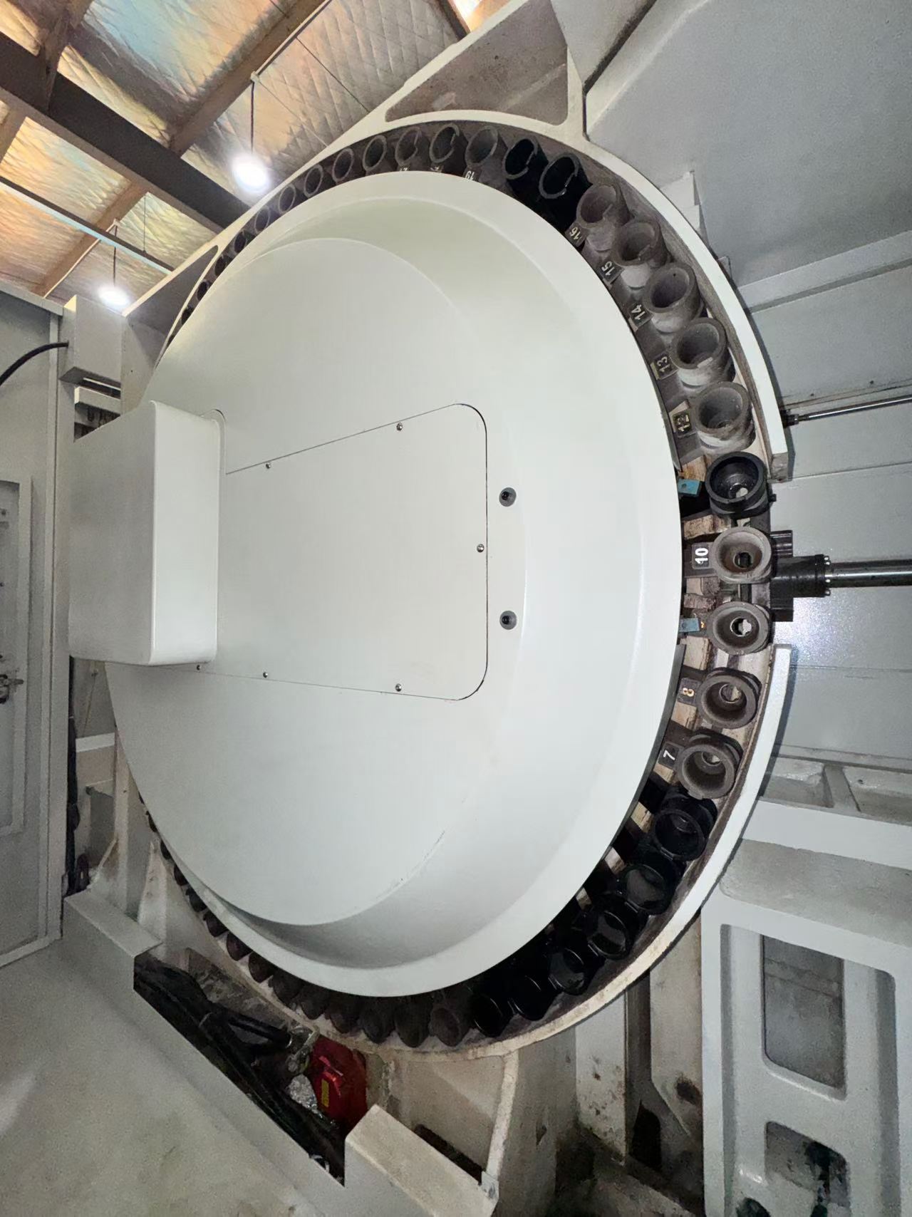 Used Hardinge XR 700 Dual-Station Horizontal Machining Center photo 7