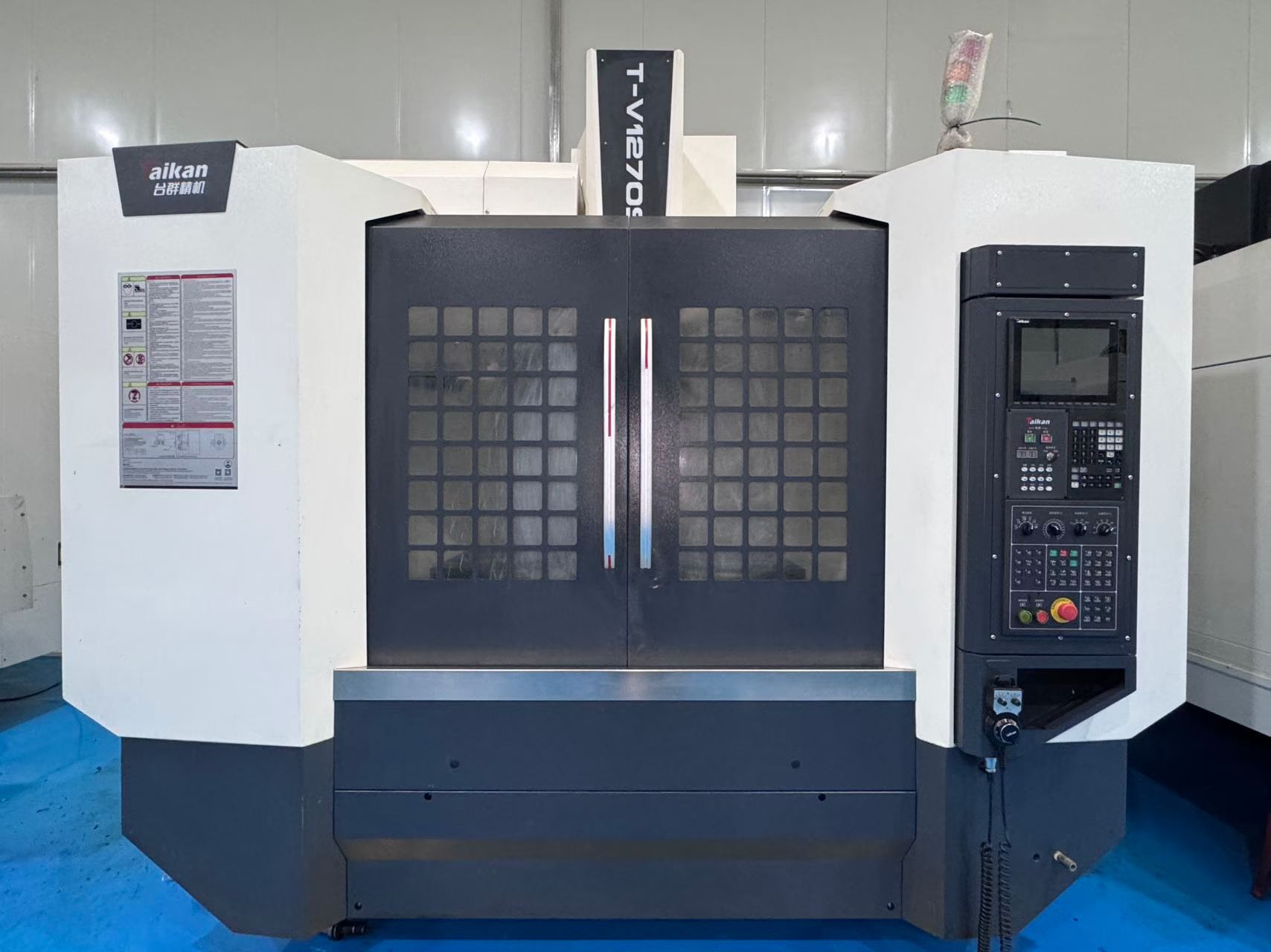 Used Taikan T-V 1270 S Vertical Machining Center with Mitsubishi M 80
