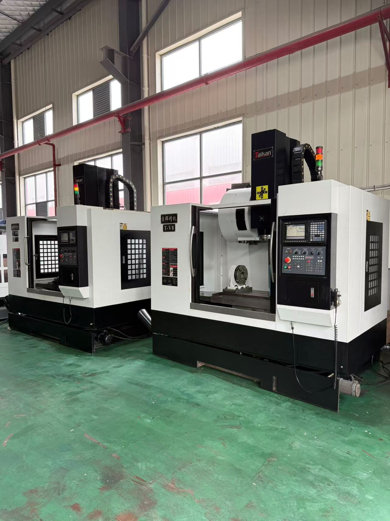 Used Taikan TV 8 Vertical Machining Center with Mitsubishi M 70 A Control