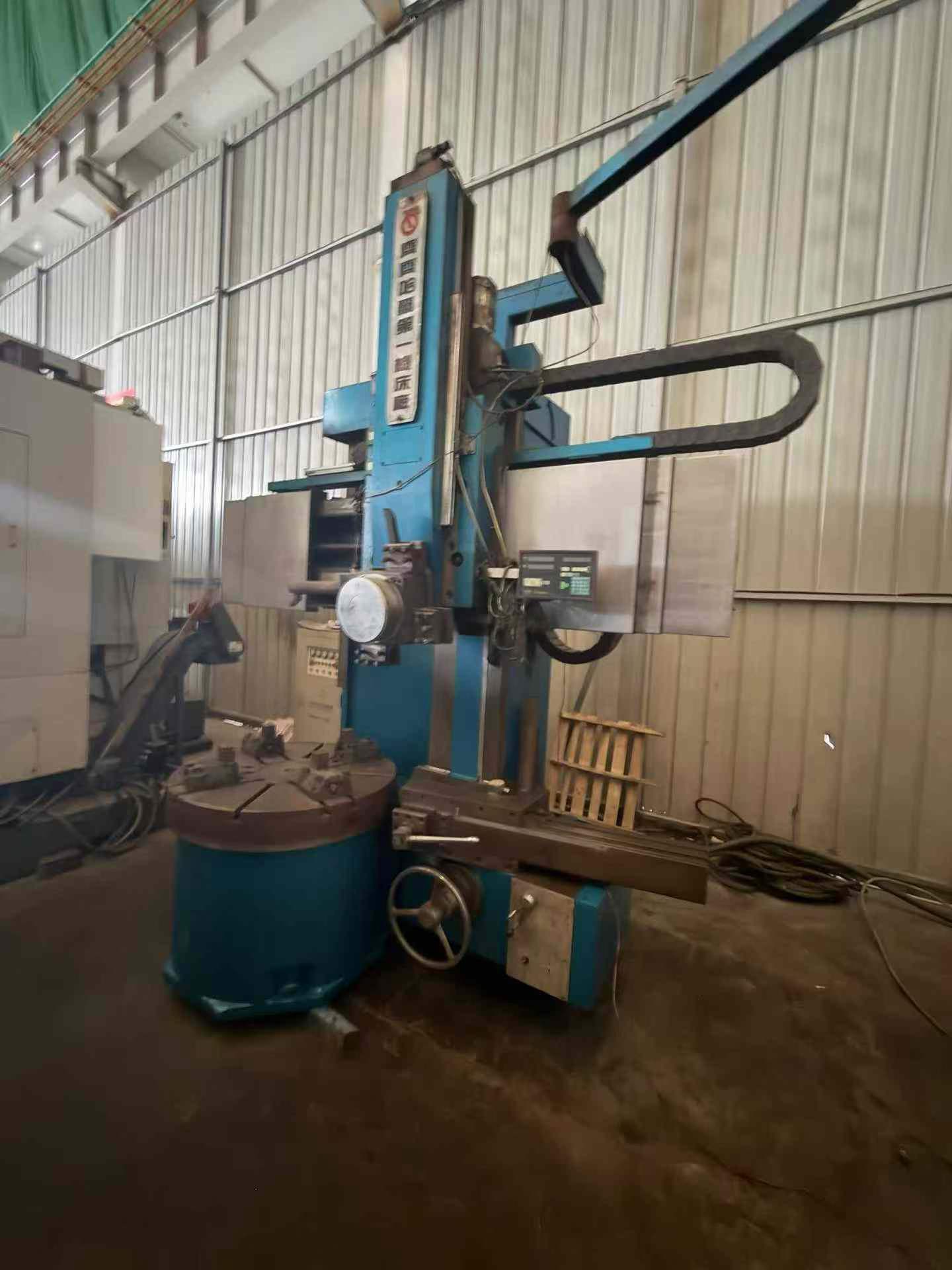 Used Qiqihar Heavy CNC VST 1.25 Single-Column CNC Vertical Lathe photo 3
