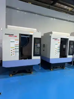 Used DN Solutions T 4050 Drilling and Tapping Center with Mitsubishi M 70 photo 2
