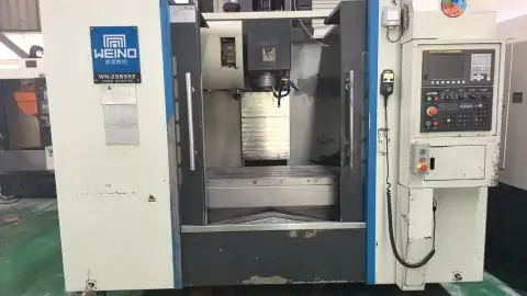 Kullanılmış 850 Dik İşleme Merkezi, Kayış Tahrikli, 10,000 rpm