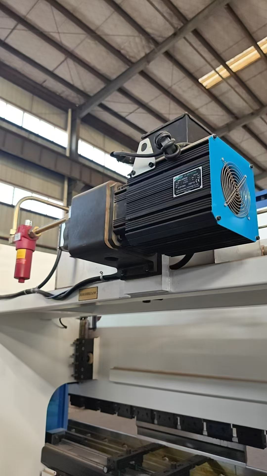 Used ADH (Donghai) 110 T/3200 Electro-Hydraulic Press Brake (4+1 Axis) photo 5