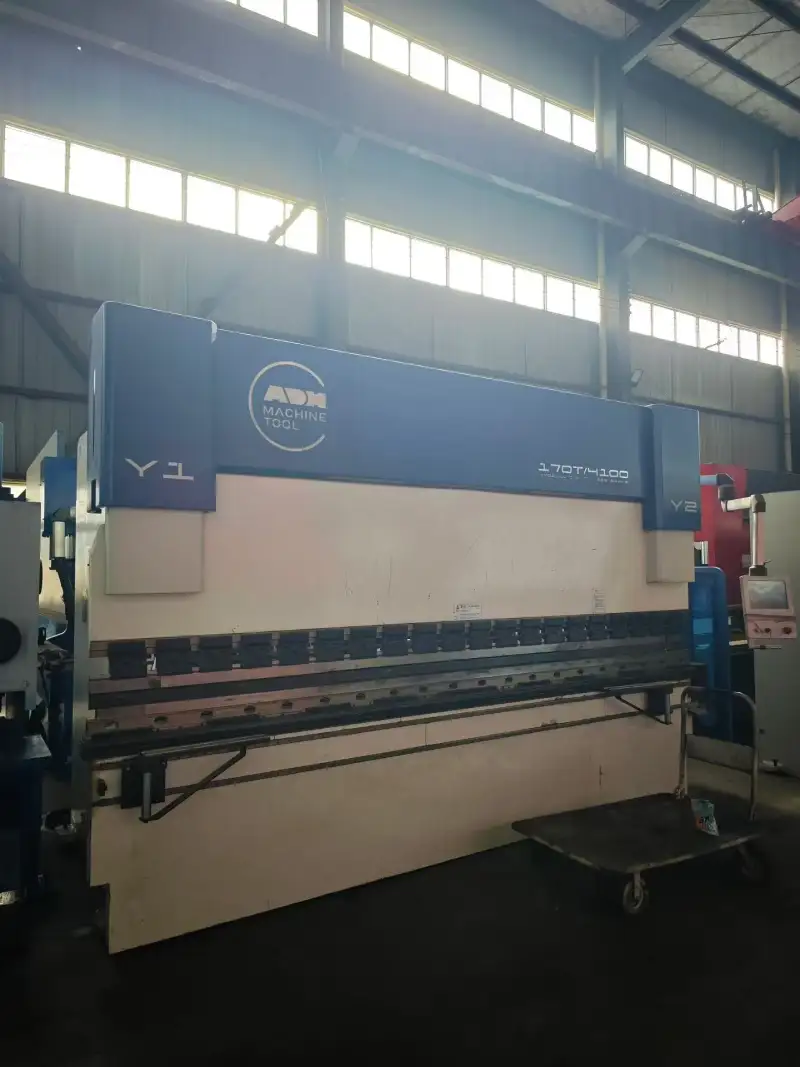 Used ADH Donghai 170-Ton 4.1 m Electro-Hydraulic 4+1-Axis Press Brake with CYBELEC CT 12 Control photo 1