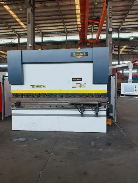 ماكينة ثني هيدروليكية كهربائية DERATECH 230/3200 مستعملة مع نظام CT 12