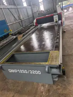 Used Guanghui 1250 x 3200 Planer-Type V-Grooving Machine (2025) photo 4