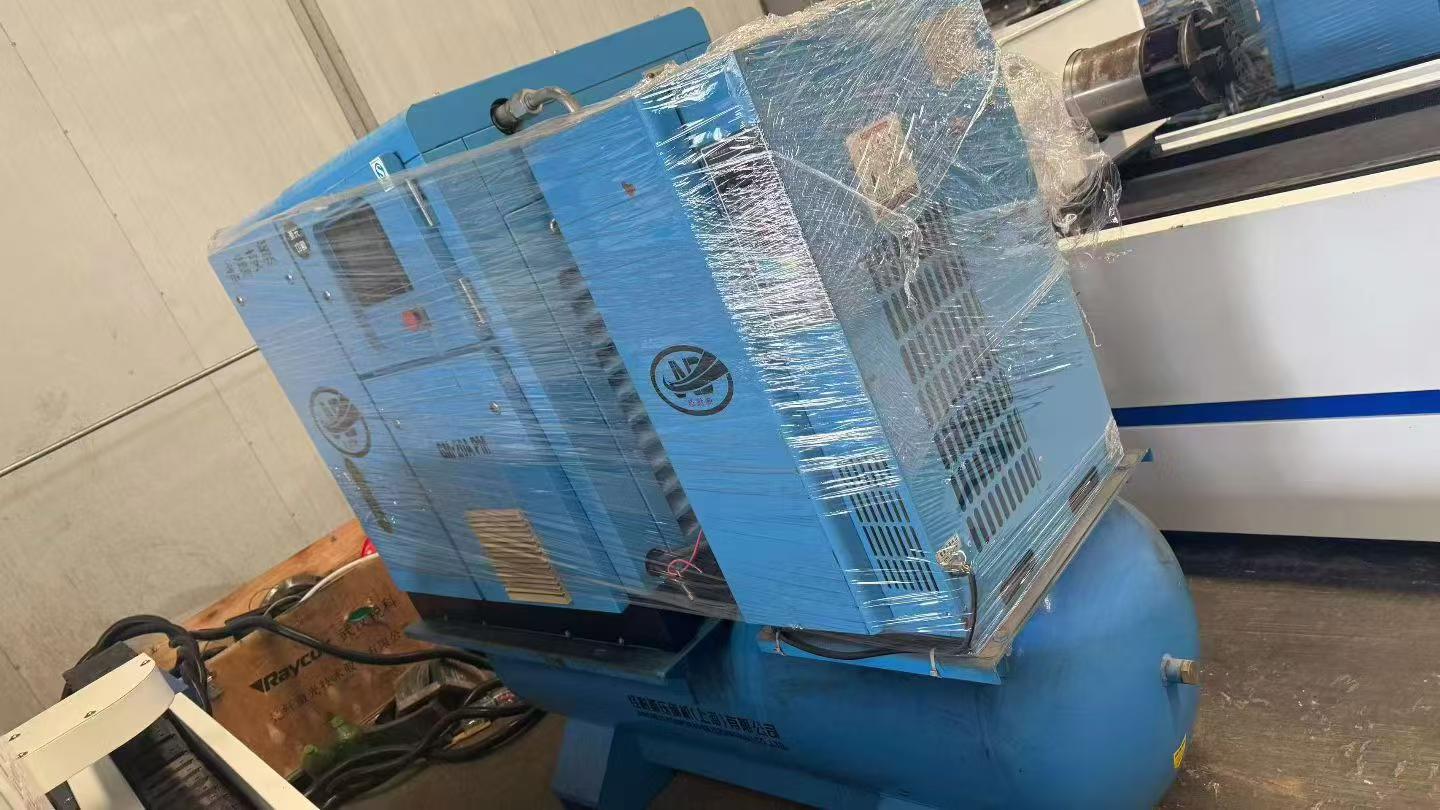Used Jiate 6 m Professional Laser Tube Cutting Machine photo 7