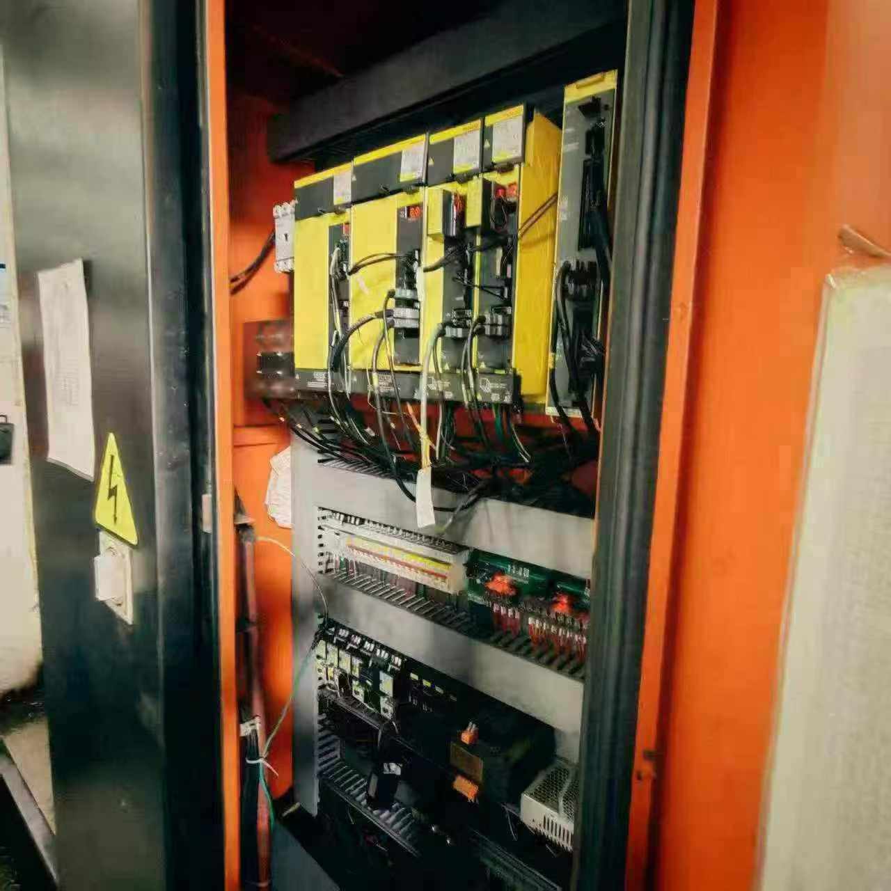 Used Weihai Huadong HC 630 A Horizontal Machining Center with FANUC 0i-MF Control photo 5