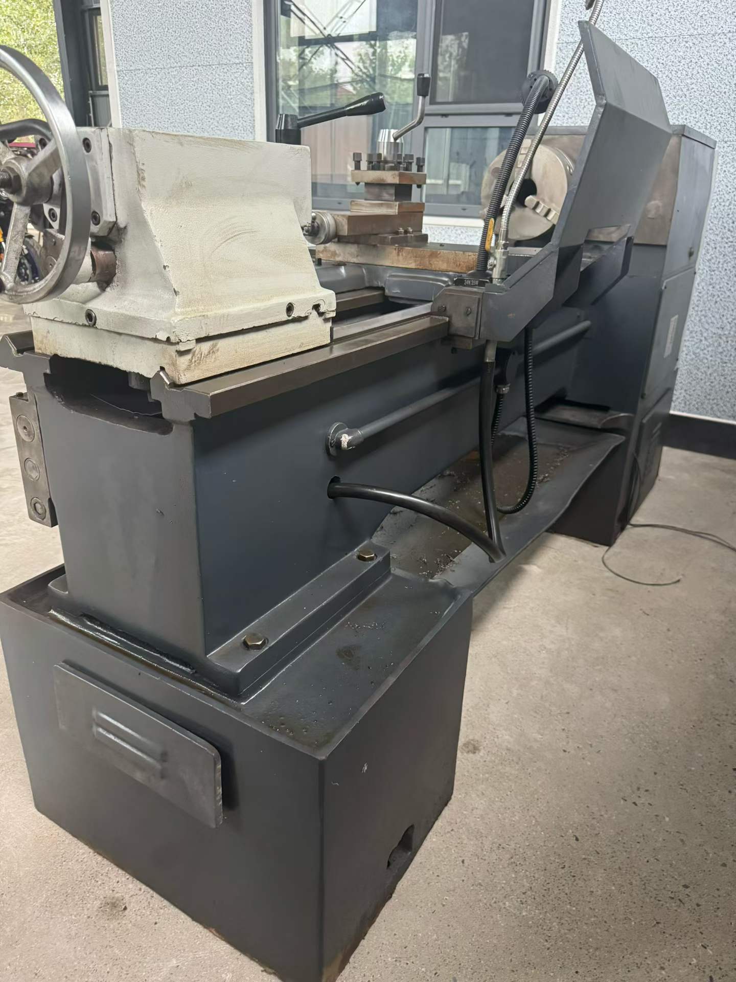 Used Baoji CS 6140 1-Meter Conventional Lathe photo 4