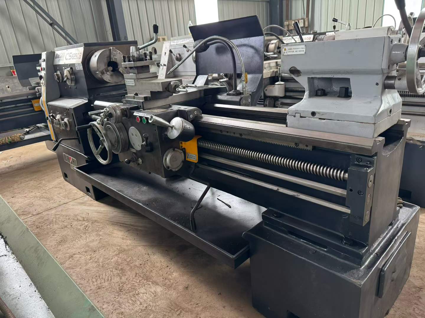 Used Baoji CS 6250 B Conventional Lathe photo 4