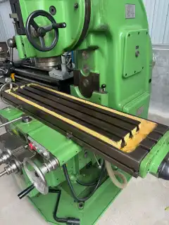 Used BYJC XA 5032 Vertical Knee-Type Milling Machine photo 3