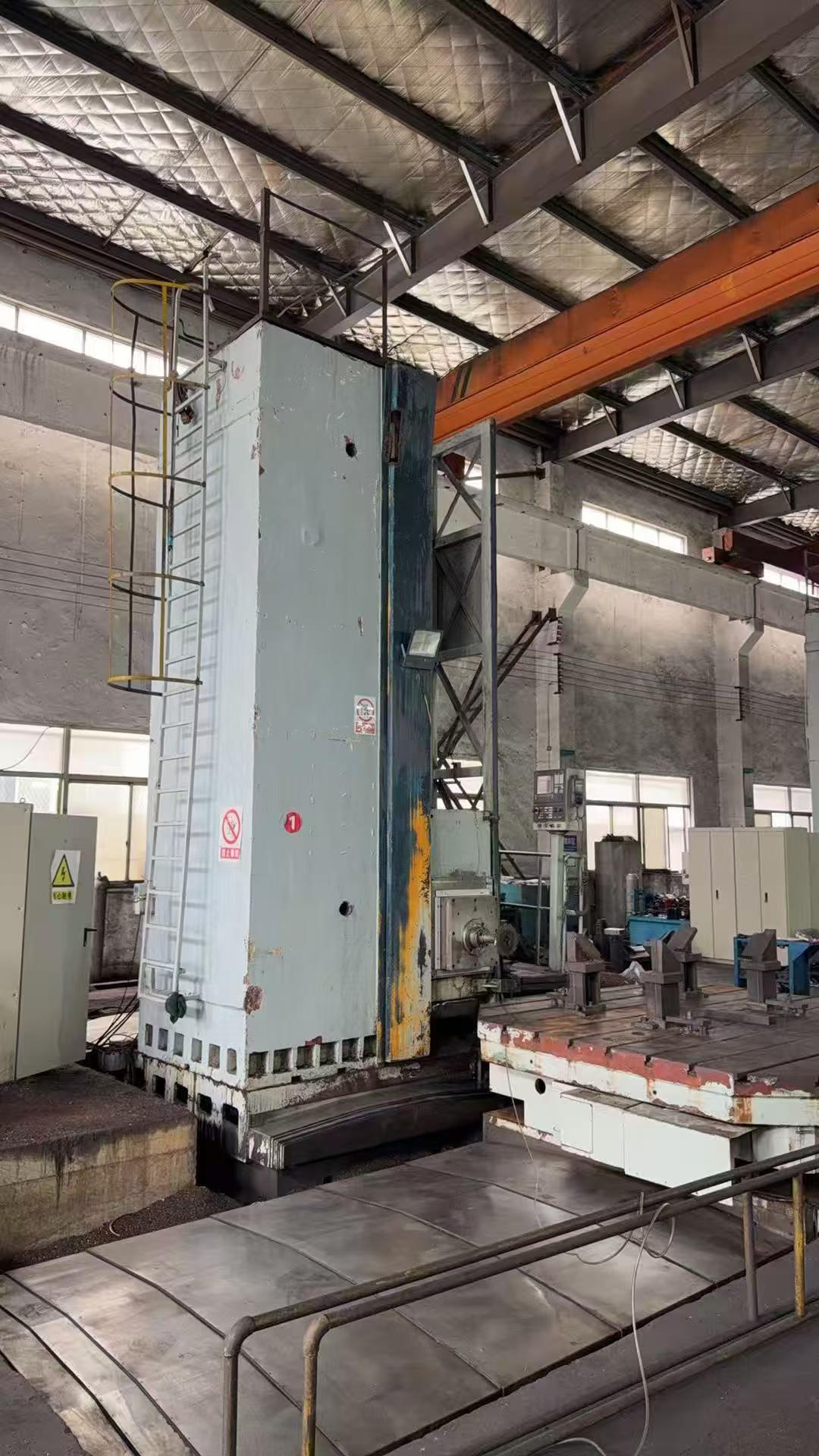 Used 6816 CNC Planer-Type Boring and Milling Machine with Siemens 804 DSL Control photo 2