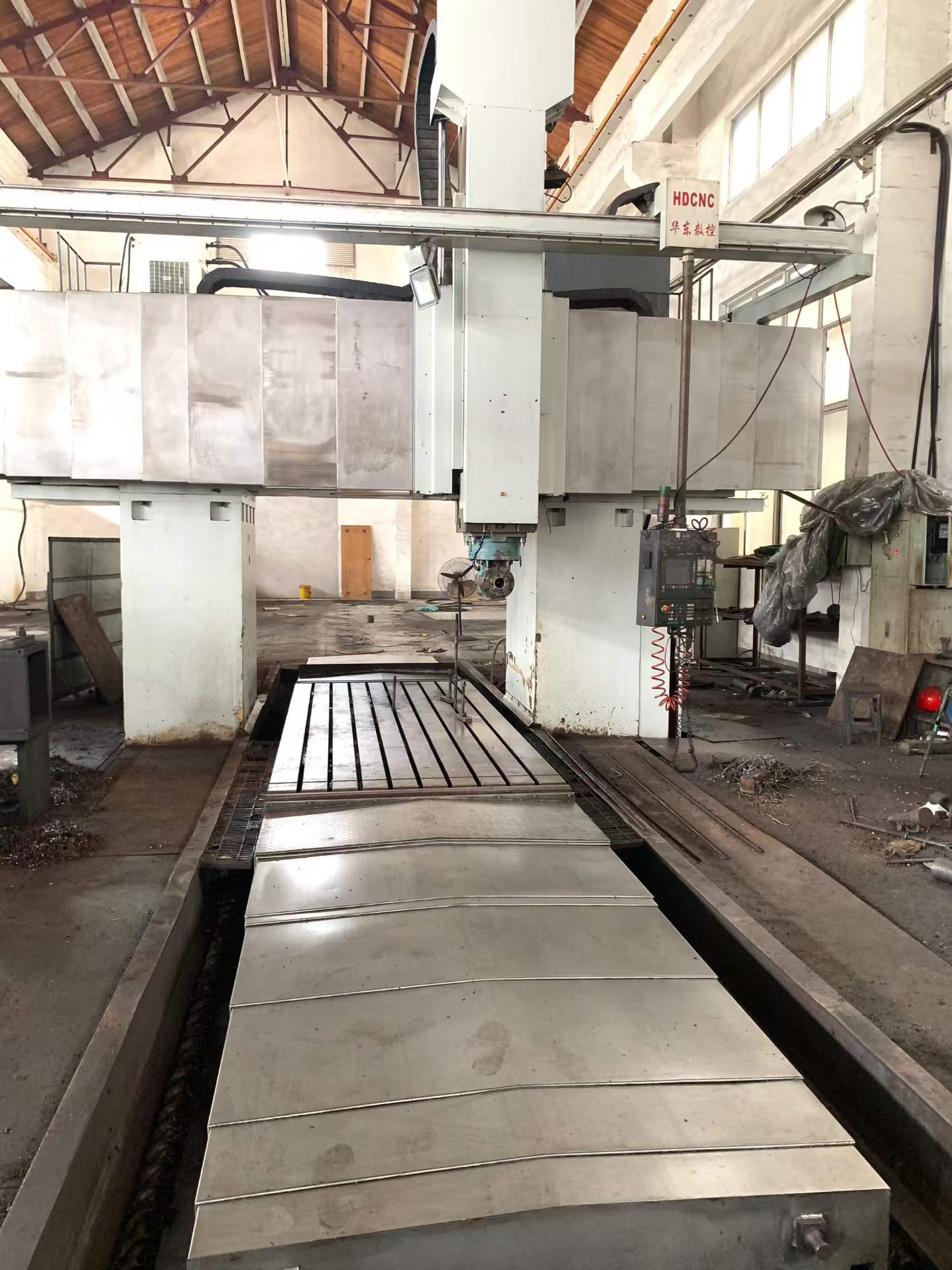 เครื่องกัดกานทรี HDCNC มือสอง พร้อมระบบควบคุม Siemens SINUMERIK
