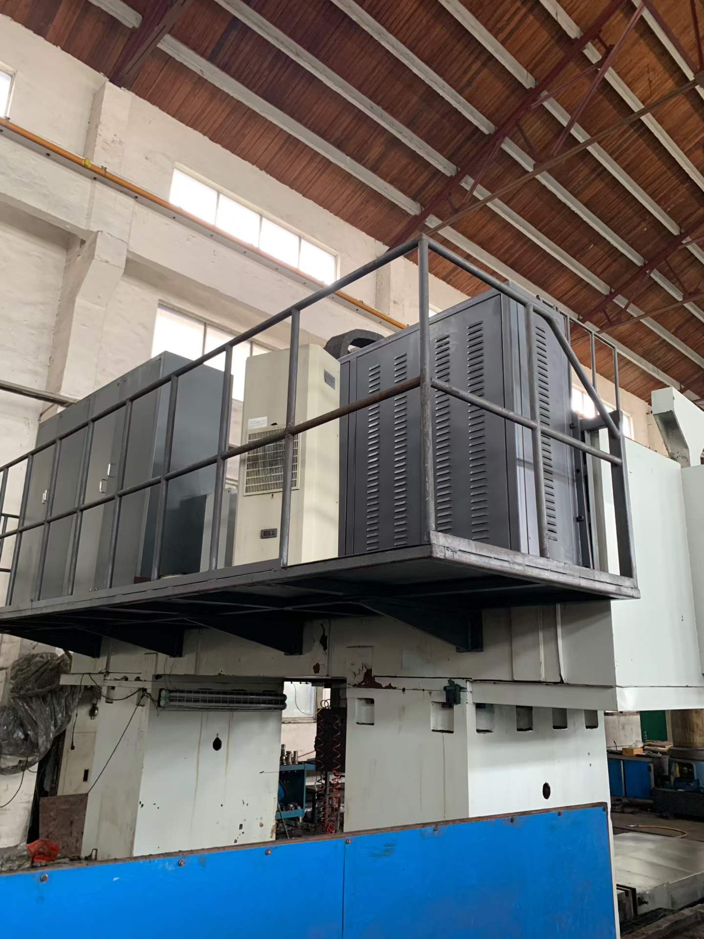 Used HDCNC Gantry Milling Machine with Siemens SINUMERIK Control photo 8