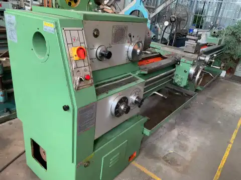 İkinci el 6150 konvansiyonel torna, 3 m işleme uzunluğu