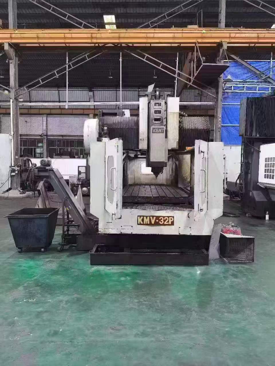 Б/у портальный обрабатывающий центр Kent KMV-32 P с FANUC 18 i-MB